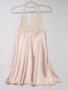 Victoria's Secret Light Peach Satin Lace Slip Chemise Nightgown Medium Sexy